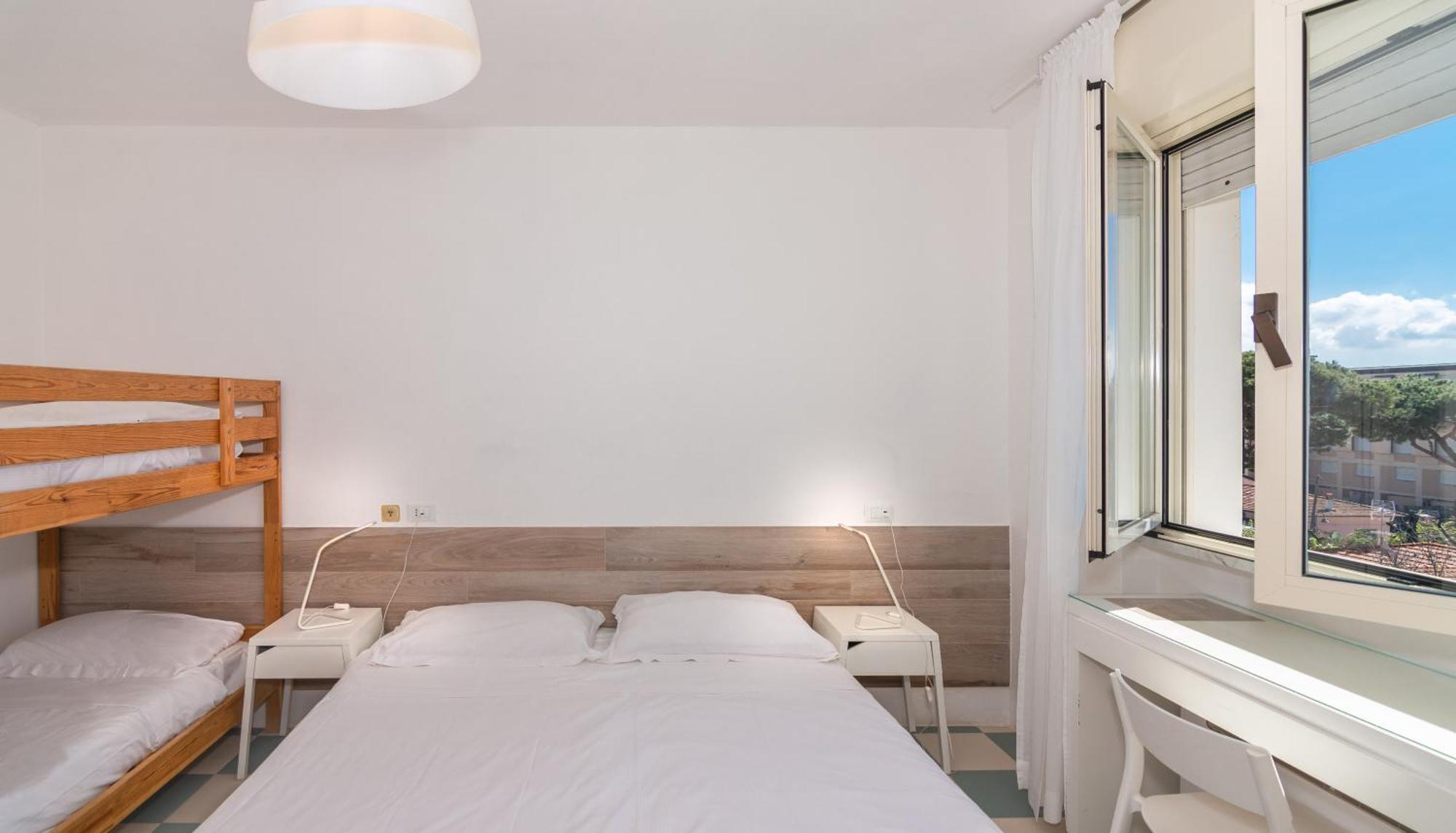 Hotel Happy Marina di Pietrasanta Bagian luar foto