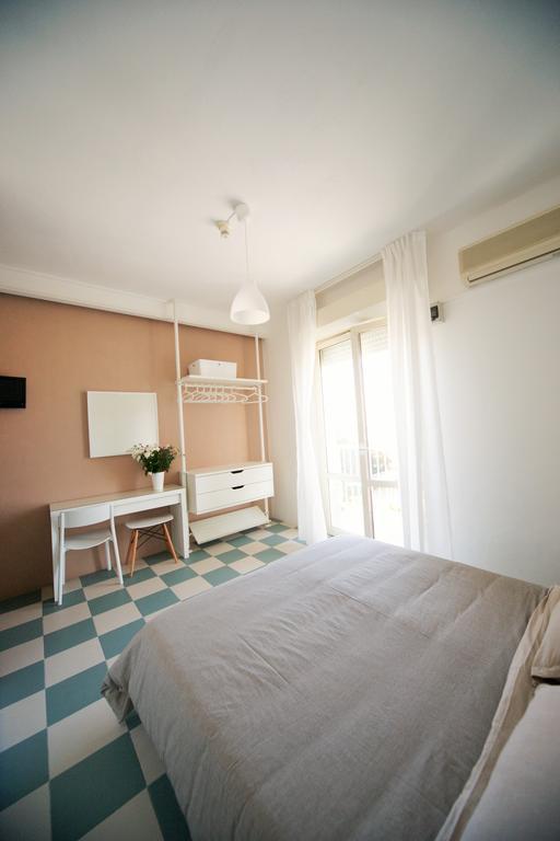 Hotel Happy Marina di Pietrasanta Bagian luar foto