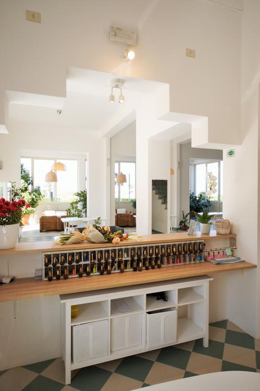 Hotel Happy Marina di Pietrasanta Bagian luar foto